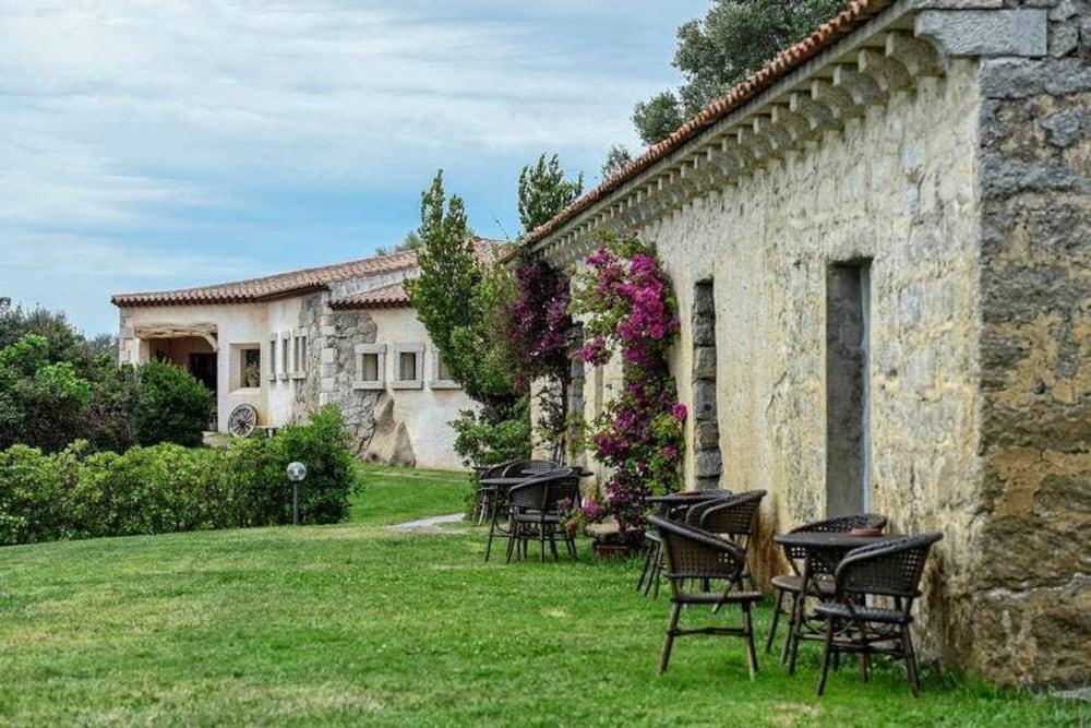 Tenuta Pilastru Arzachena Esterno foto